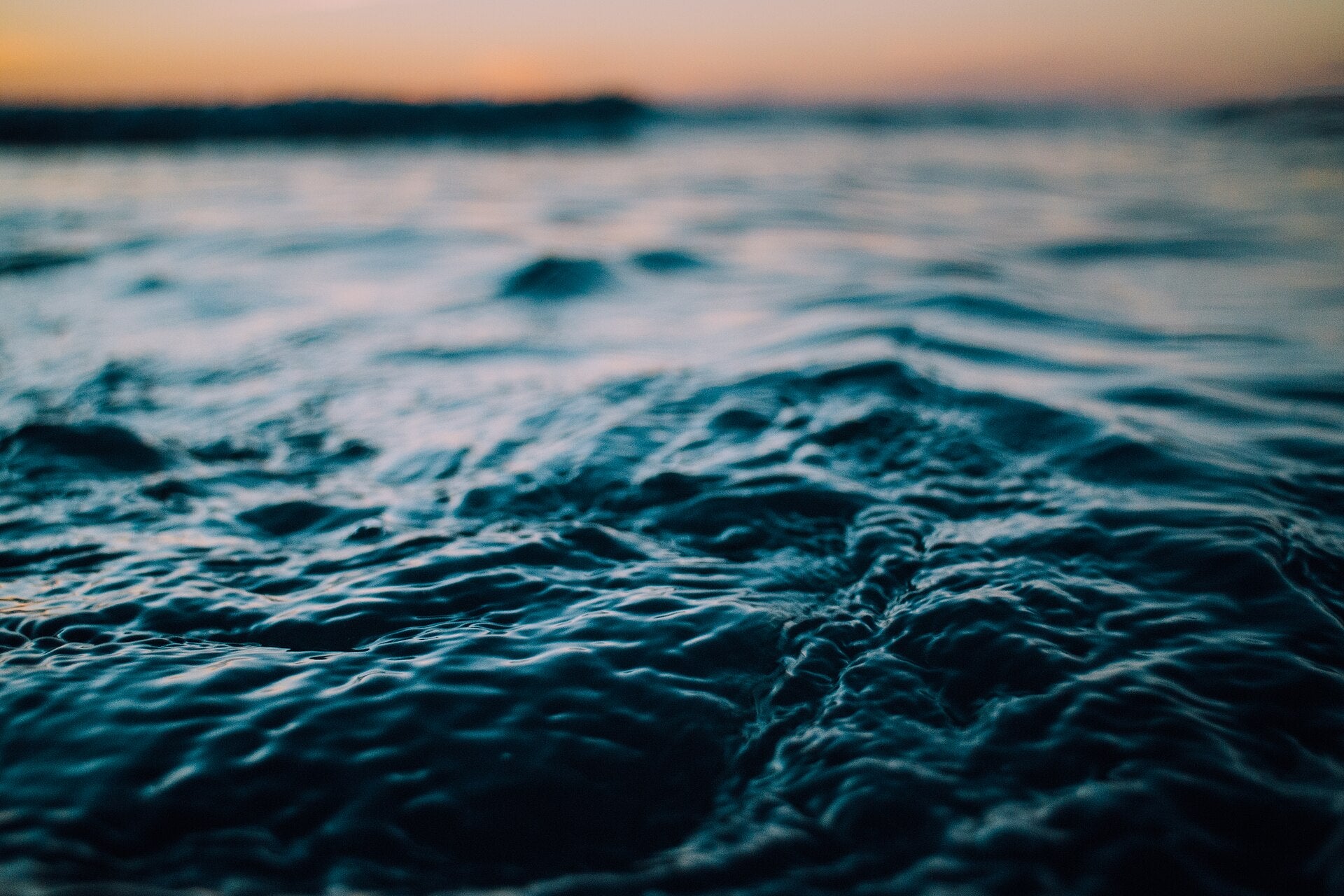 Waves at sea